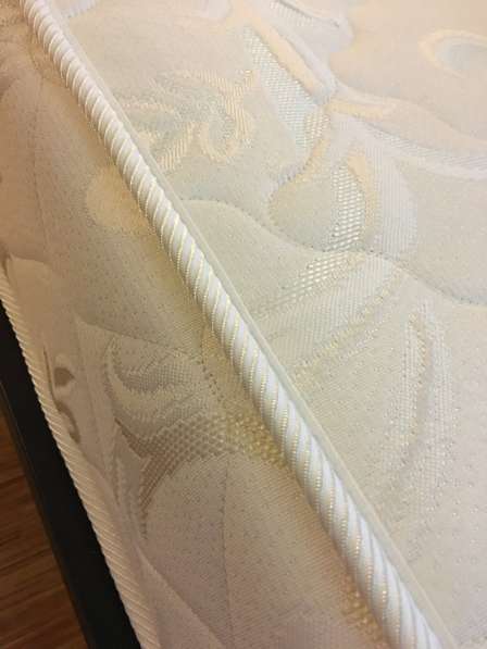 Продаю большой матрас в Москве фото 8