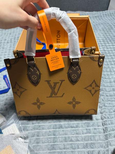 Сумка Louis Vuitton в Челябинске фото 3