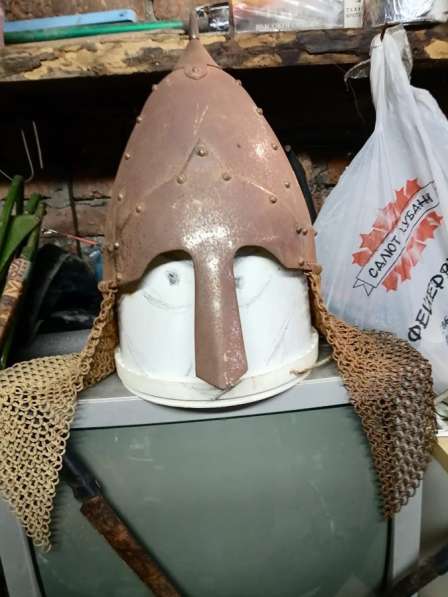 Рыцарский шлем