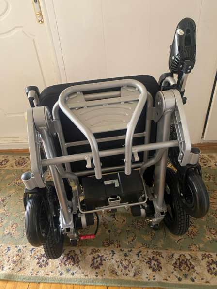 Складная инвалидная коляска с электроприводом в Ростове-на-Дону фото 5