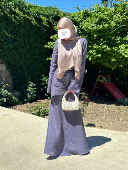 Женский костюм