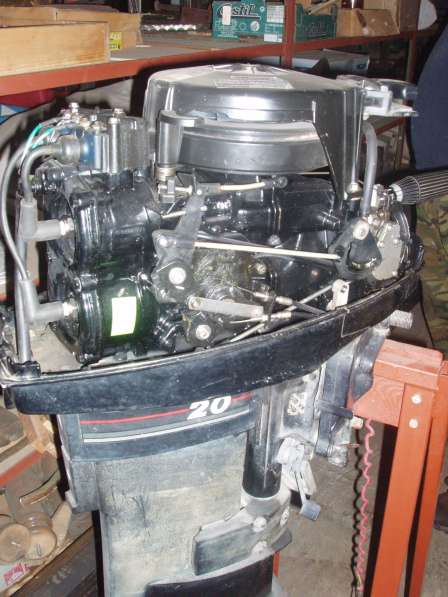 Лодочный мотор Mercury 20 в фото 4