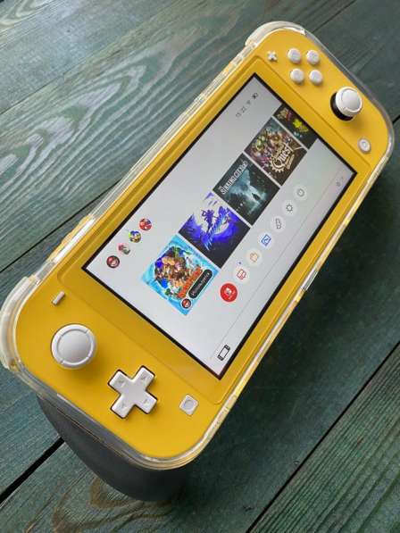 Nintendo Switch Lite + игры в Москве фото 9