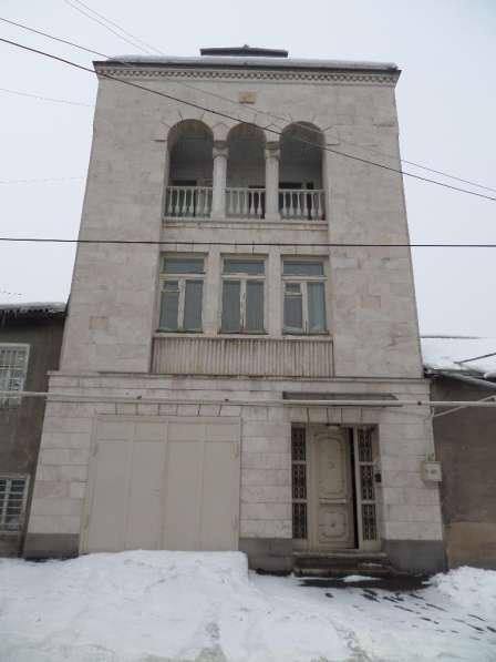 Частный Дом в Ереване, Метро Давид Сасунский