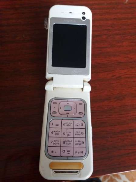 Nokia 7390 расладушка в фото 4
