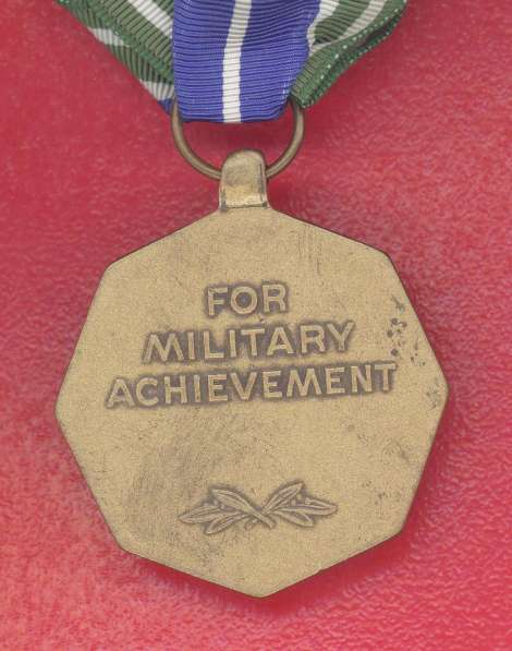США медаль За военные достижения Армии США в Орле фото 14