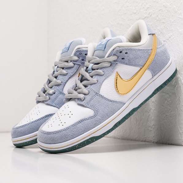 Кроссовки Nike SB Dunk Low