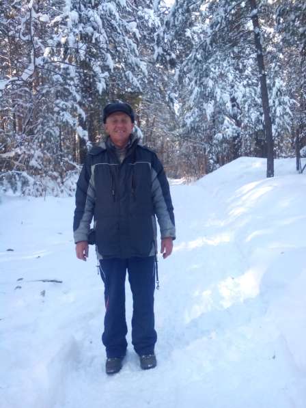 Геннадий, 61 год, хочет познакомиться в Новосибирске