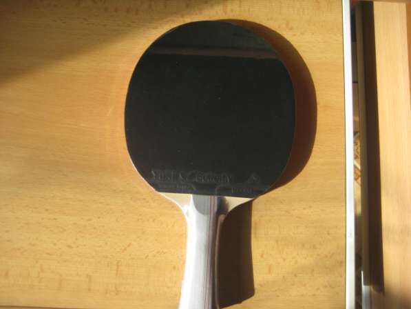 Продам ракетку для настольного тенниса японскую Butterfly402 в 