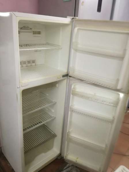 Холодильник ДЭУ в Омске в Омске
