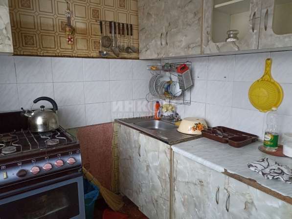 Продается 3х комнатная квартира в г. Луганск, кв. Волкова в 
