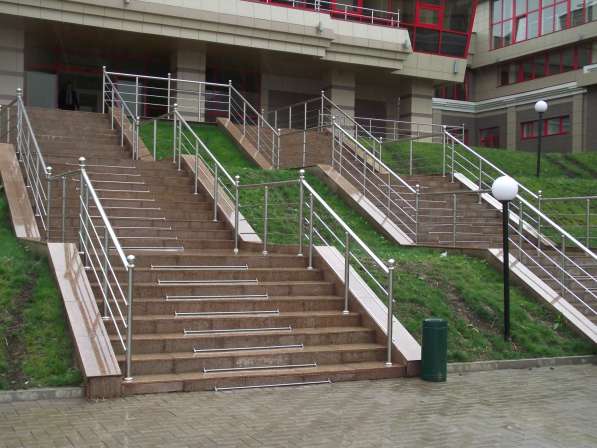 Перила из нержавеющей стали в фото 46