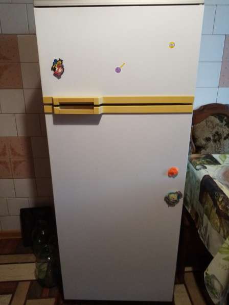 Продам холодильник атлант бу в Курске