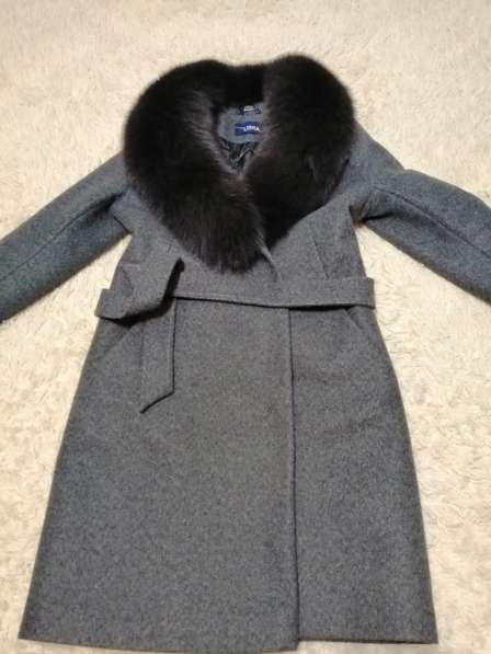 Продам пальто Диме сезонное 46 размера в отличном состояние в Абакане