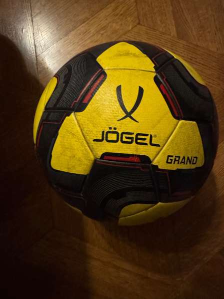Отдам БЕСПЛАТНО: НОВЫЙ Мяч футбольный, Сумка и Сетка в Москве фото 7