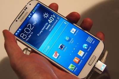Сотовый телефон Samsung S4