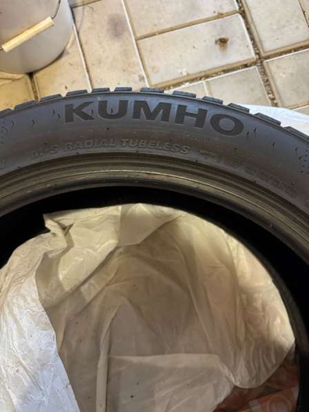 Продам зимнюю резину -липучки в Москве фото 4