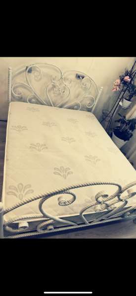 Кованная кровать в Омске фото 4