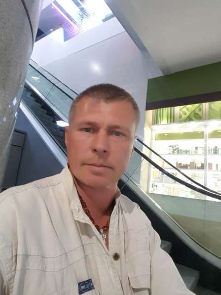 Александр Тихонков, 45 лет, хочет познакомиться – Познакомлюсь со стройной 30-45