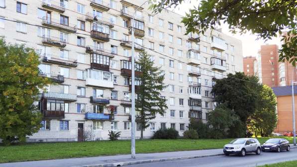 Двухкомнатная квартира 47 кв. м на проспекте Маршала Жукова