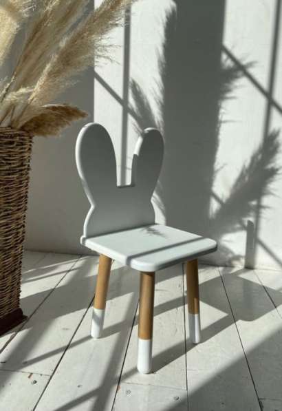 Деревянный стол и стул, комплект мебели в Краснодаре