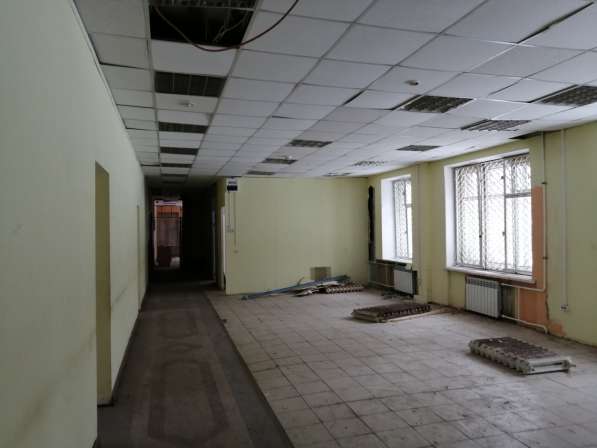 Помещение на первом этаже 580 м² в Казани