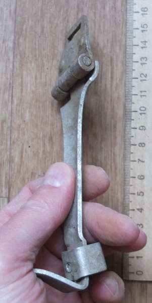 Защёлка от трофейного котелка в Ставрополе