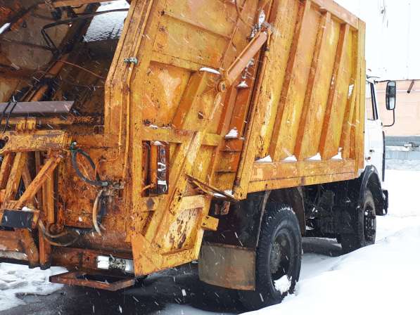 Продам б/у грузовой мусоровоз КМ-М5551 на шасси МАЗ в Сергиевом Посаде фото 19