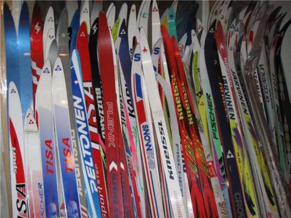Лыжные комплекты и отдельно лыжи, палки, ботинки, крепления в фото 20