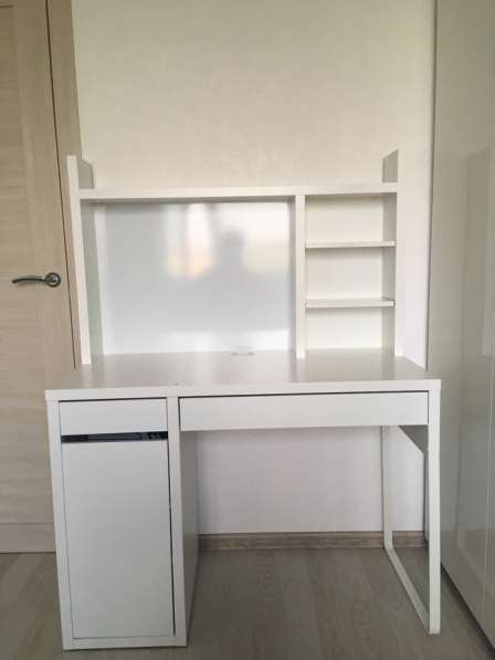 Письменный стол