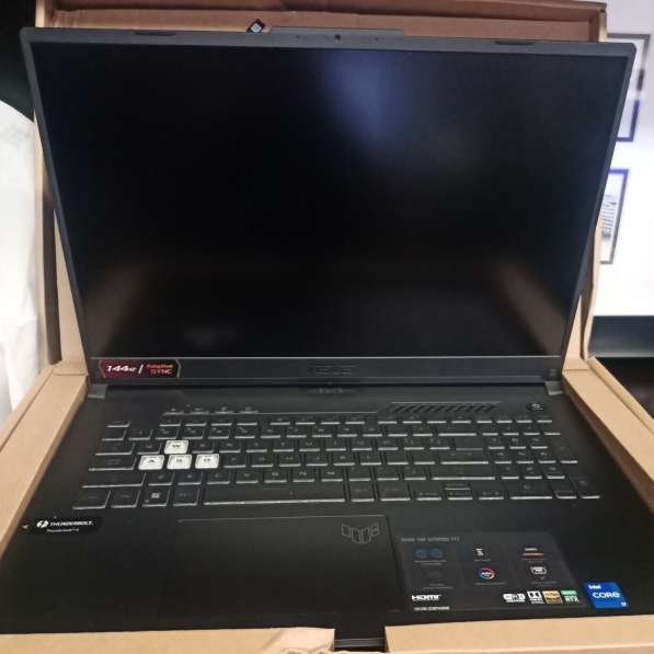 ASUS TUF Gaming F17 RS74 17.3 144Hz IPS Intel i7 Laptop