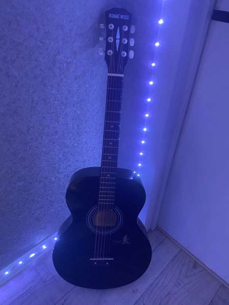 Гитара Ronny wood в хорошем качестве