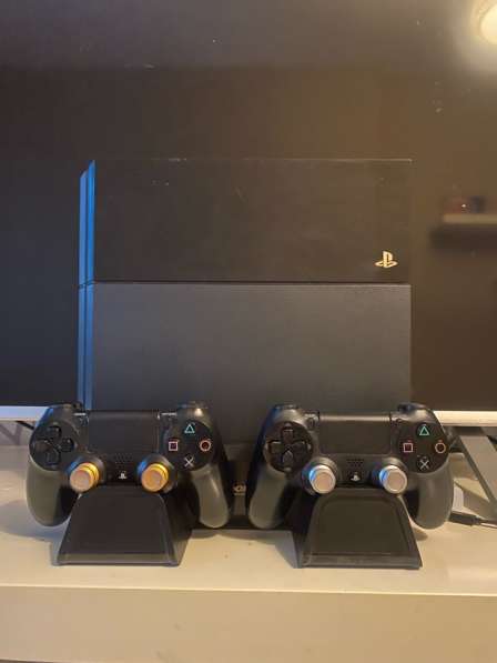 Sony playstation 4