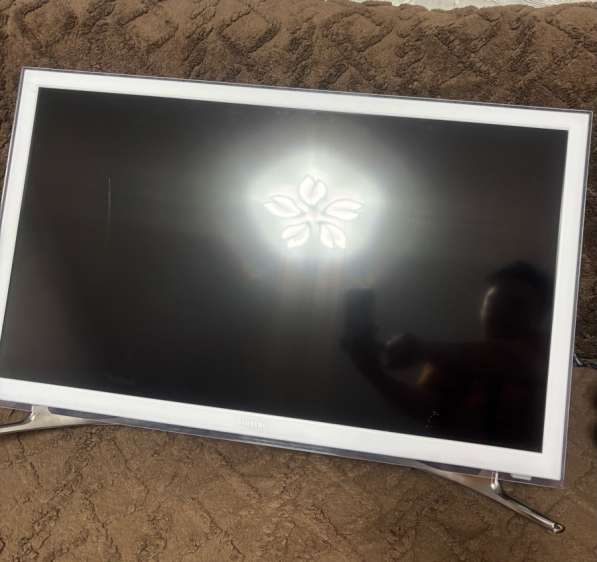 Продам телевизор смарт