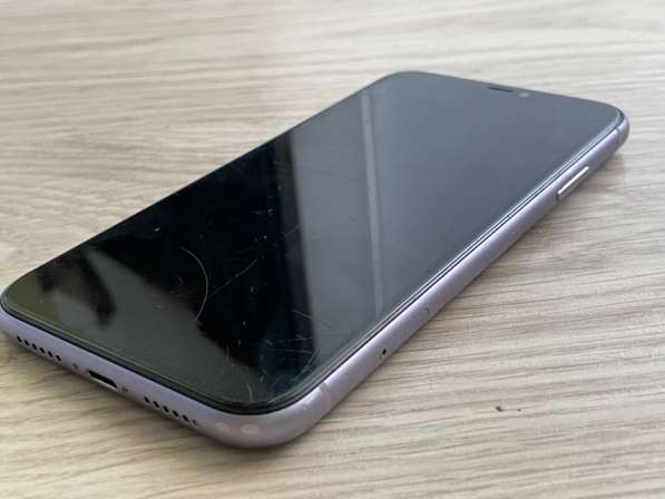 IPhone 11 б/у в Санкт-Петербурге