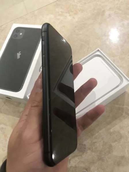 Apple iPhone 11 128GB в Москве