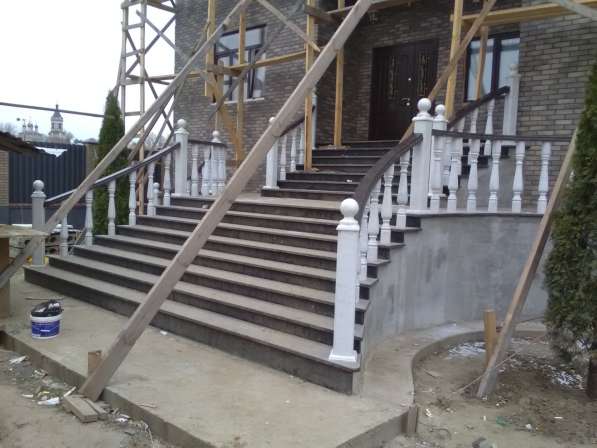 Лестницы из камня мрамора и гранита в Чехове фото 5