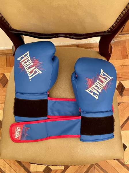 Боксерские перчатки everlast(для детей до 13лет) в фото 3