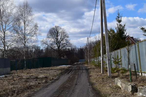 Продам земельный участок 12 с. под пмж в Серпуховском районе в Серпухове