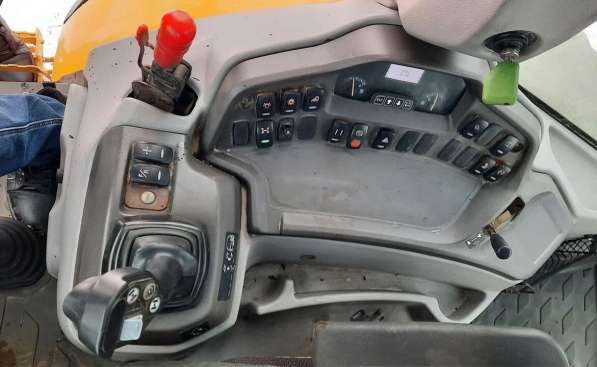 Продам экскаватор-погрузчик Вольво, Volvo BL71B, 2012 г. в в Челябинске фото 6