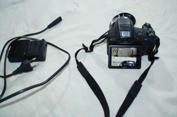 Фотоаппарат Sony HX-100V
