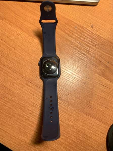 Apple Watch 6 44 мм в Санкт-Петербурге фото 3