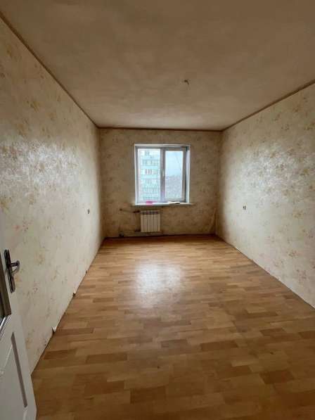 2к. кв. м-н Октябрьский в фото 6