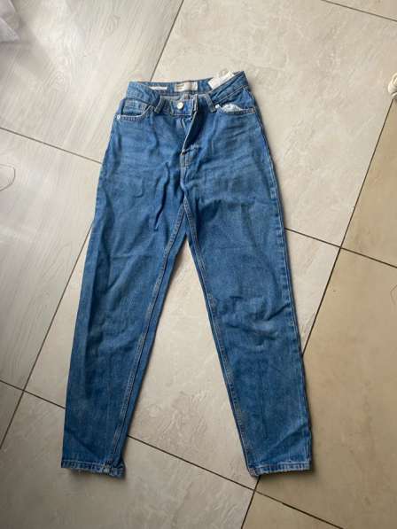 Джинсы bershka