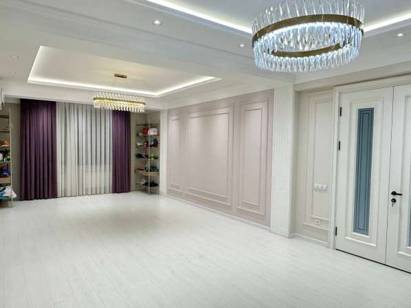 Новостройка 3 ком 130 м. кв в фото 8