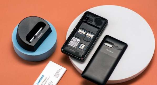 Новый Philips E207 Xenium (оригинал, комплект) в Москве фото 3