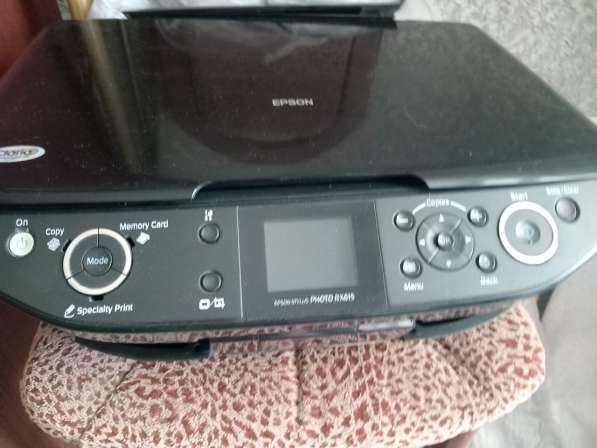 Цветной струйный принтер epson stylus fhoto RX615 в Ростове-на-Дону фото 3