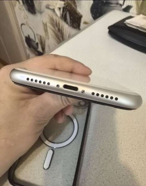 IPhone 11 (128 GB) — отличное состояние в Москве