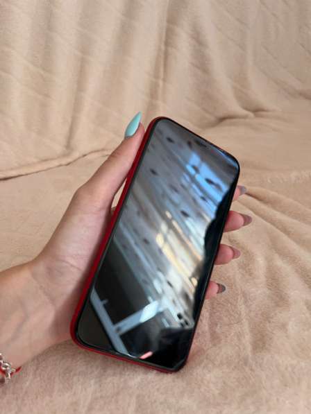 IPhone XR RED 128GB в Москве фото 3