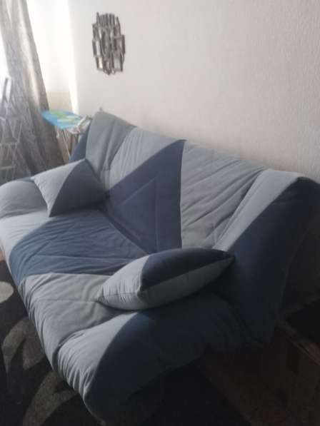 Продам диван в Хабаровске